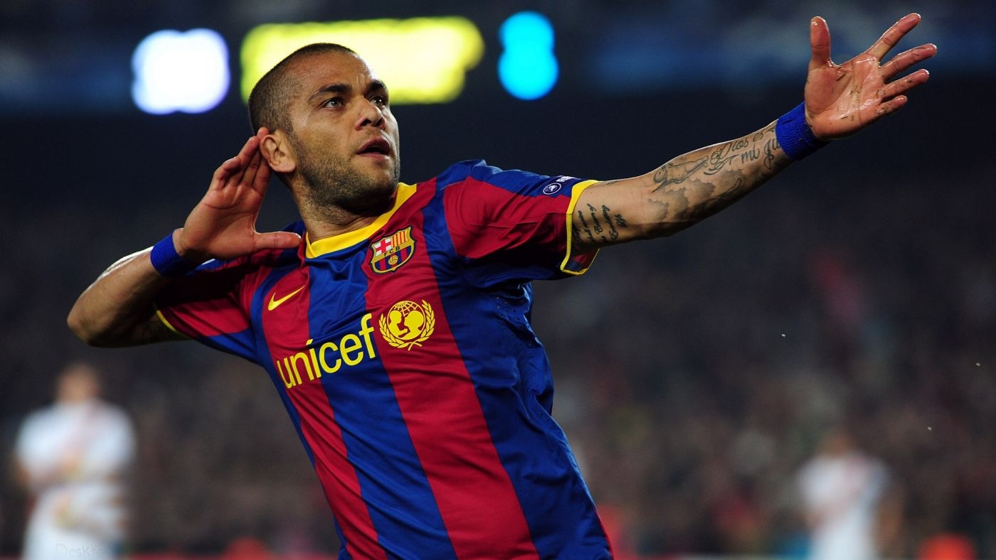 津门虎两次“送礼”！王献均手球送点，罗斯巨大失误，申花笑纳大礼