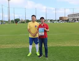 小宝单防锁死狄龙 + 抢断反击 助伊森三分一箭穿心