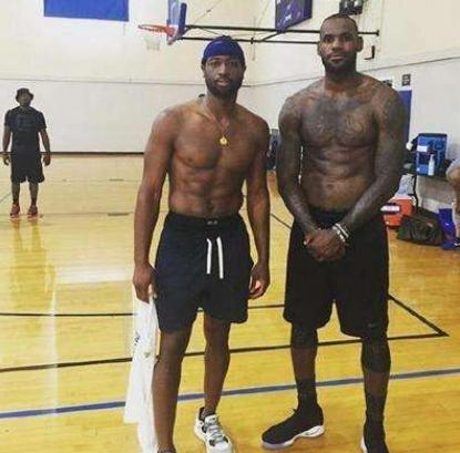 商业赞助扩 商业赞助扩